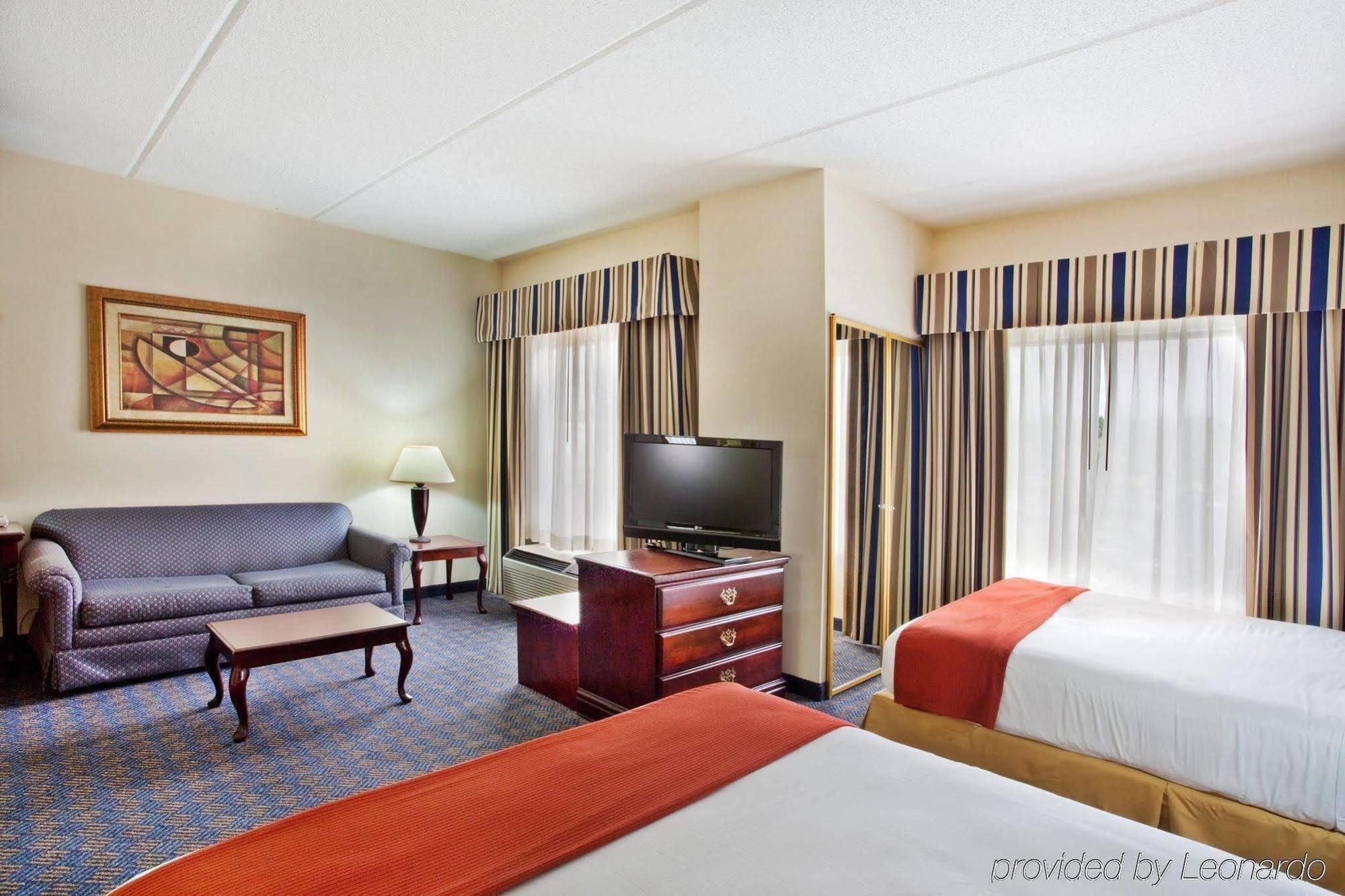 Holiday Inn Express Hotel & Suites Lawrenceville By Ihg Dış mekan fotoğraf